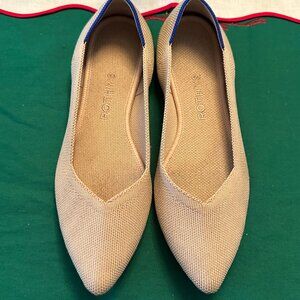 Women's Rothy's The Point beige ballet flats. Beige color size 7.5